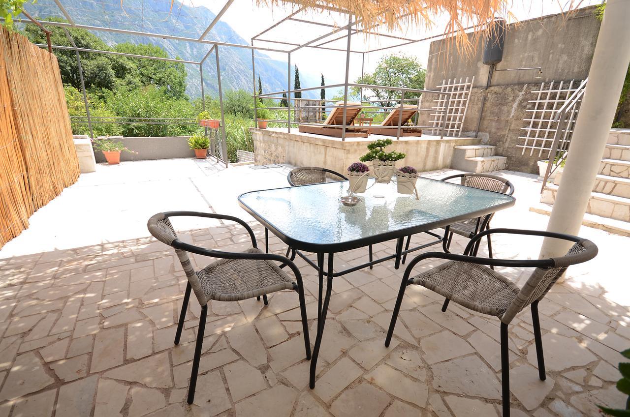 Stone House Dragutinovic Apartment โกตอร์ ภายนอก รูปภาพ