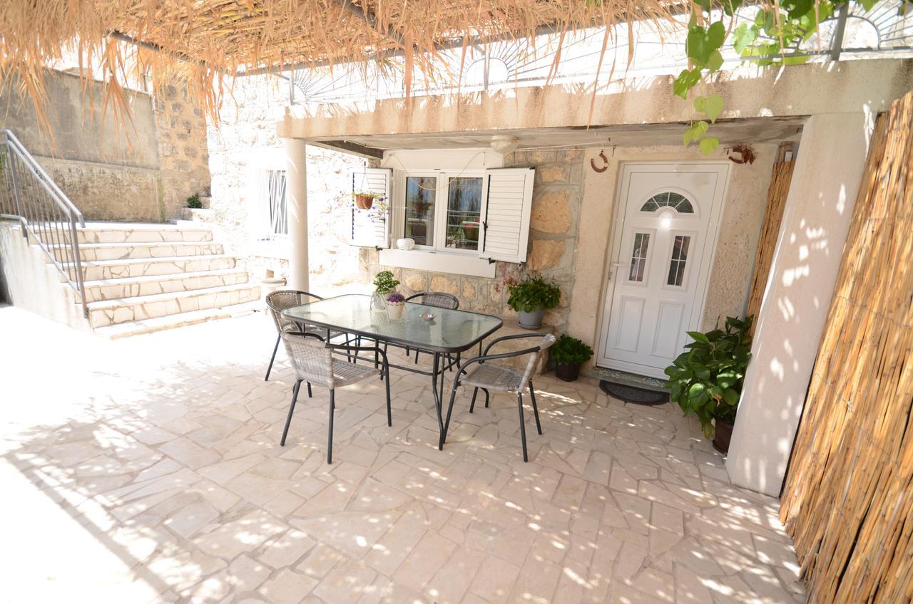 Stone House Dragutinovic Apartment โกตอร์ ภายนอก รูปภาพ