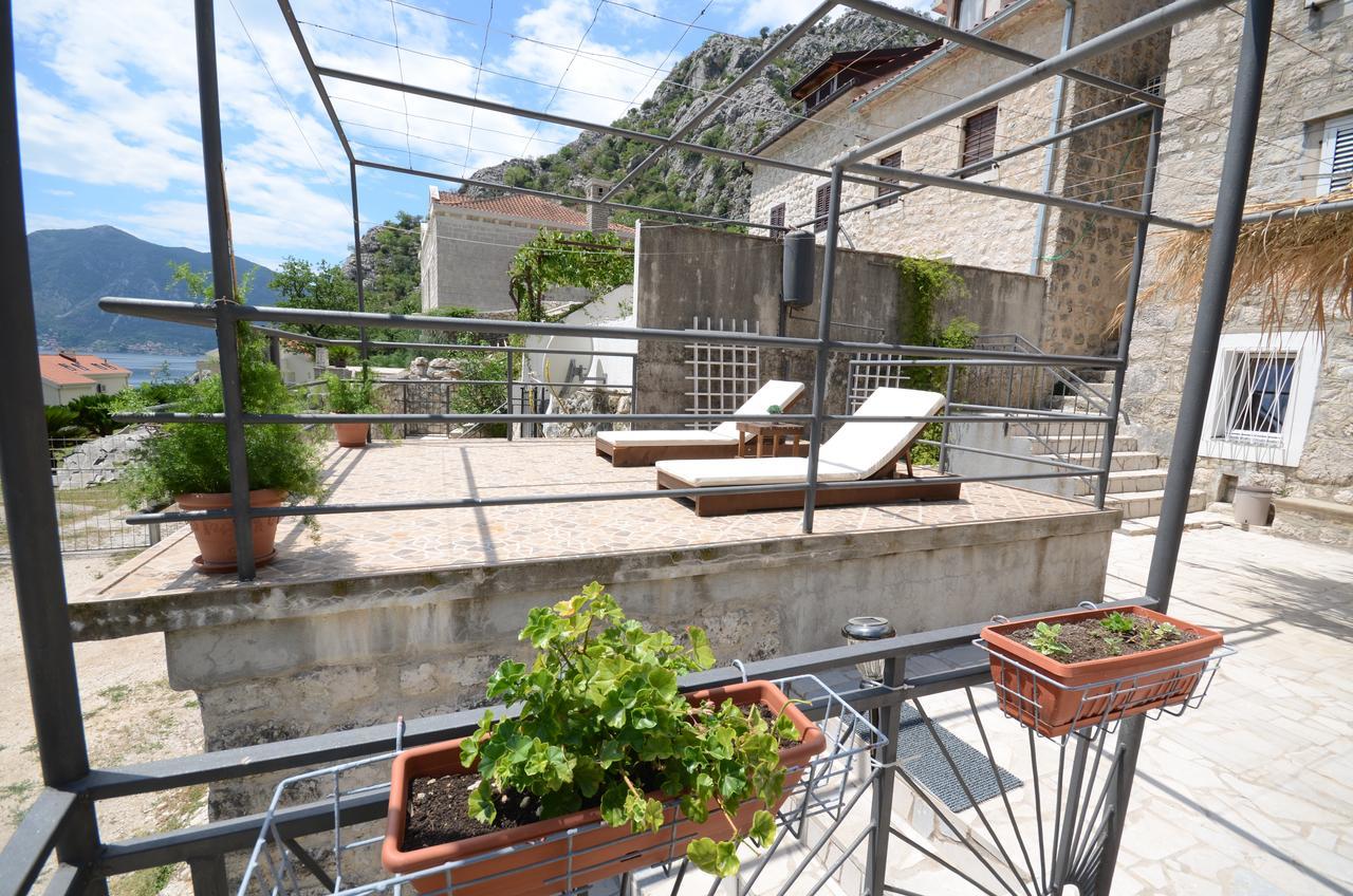 Stone House Dragutinovic Apartment โกตอร์ ภายนอก รูปภาพ